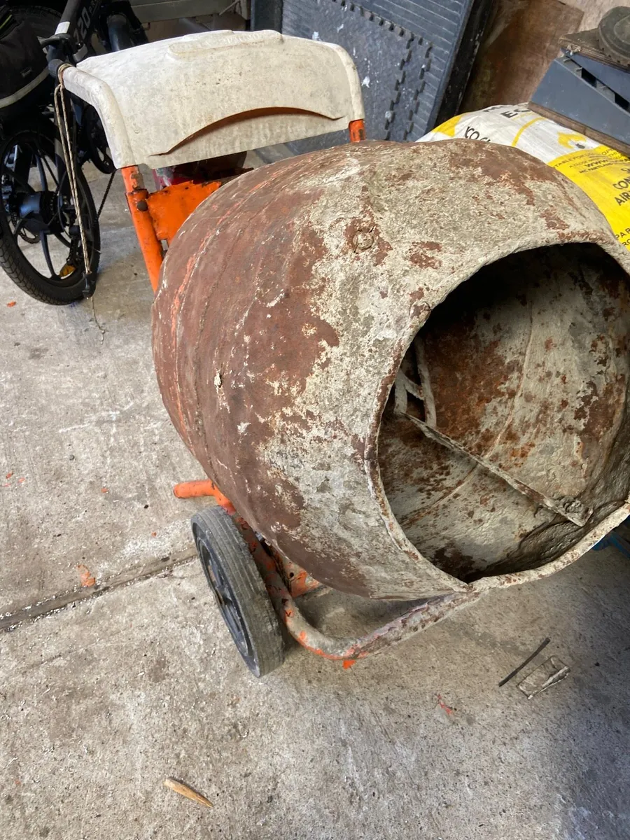 Belle / Honda petrol cement mixer - Image 3