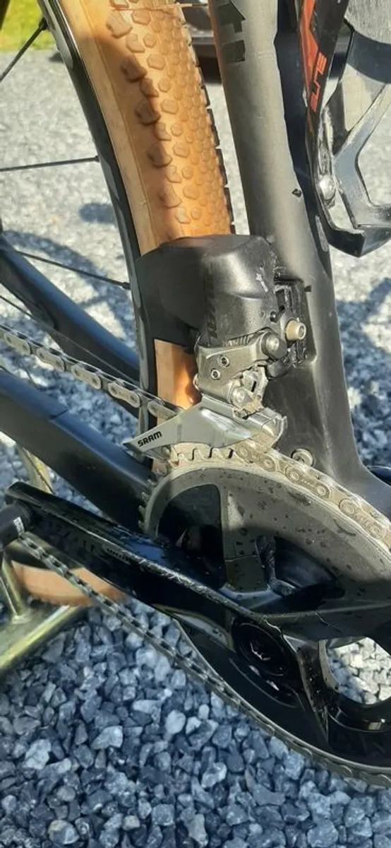 Guerciotti Carbon Gravel Bike - Image 3