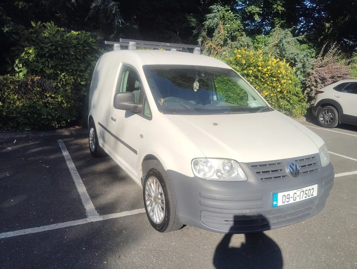 Volkswagen Caddy 2009 - Image 2