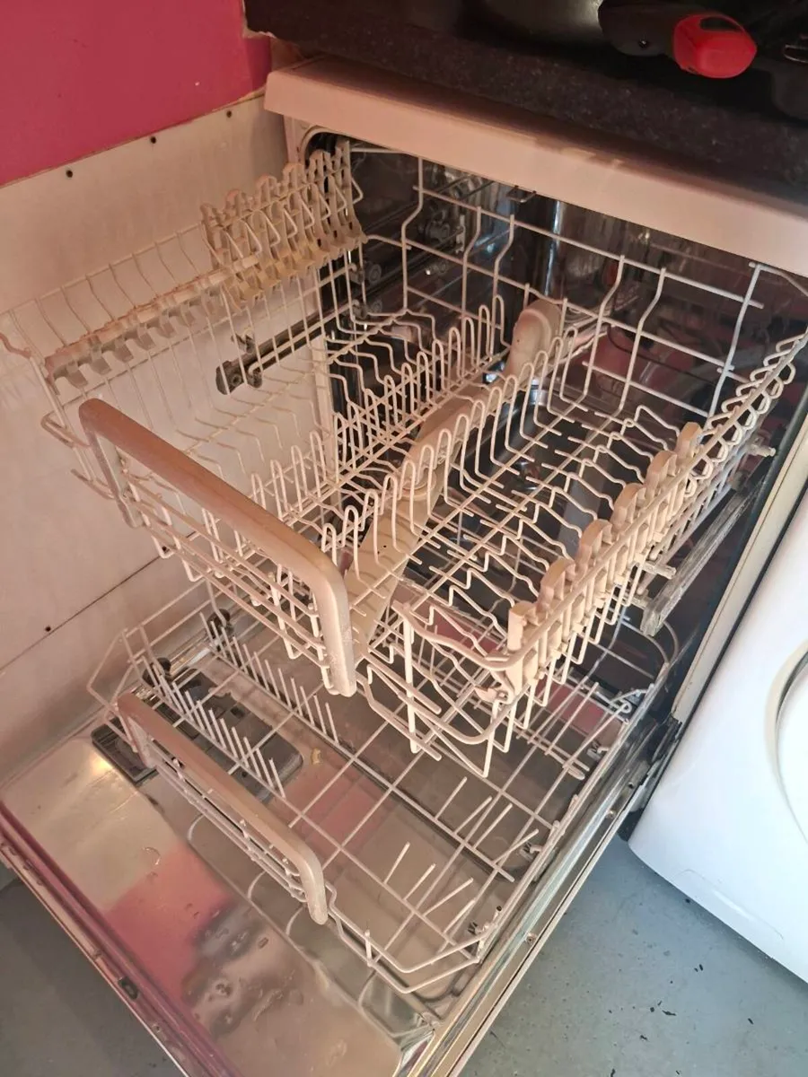 Zanussi Dishwasher - Image 2