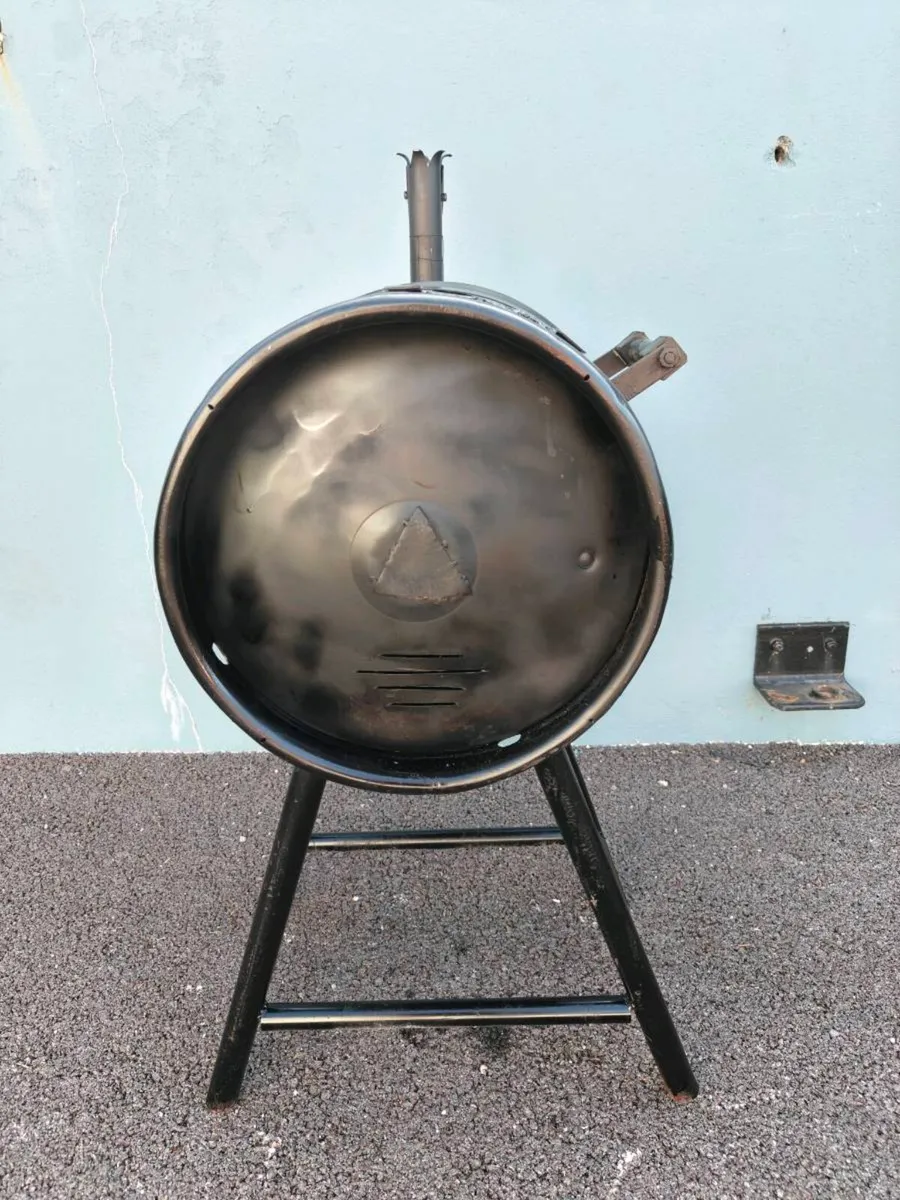 BBQ and Firepit - Image 2