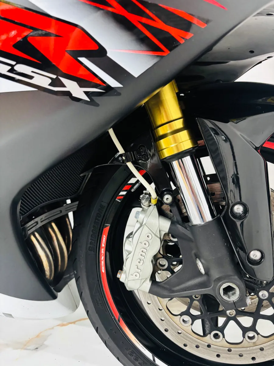 Suzuki gsxr750  152 - Image 3