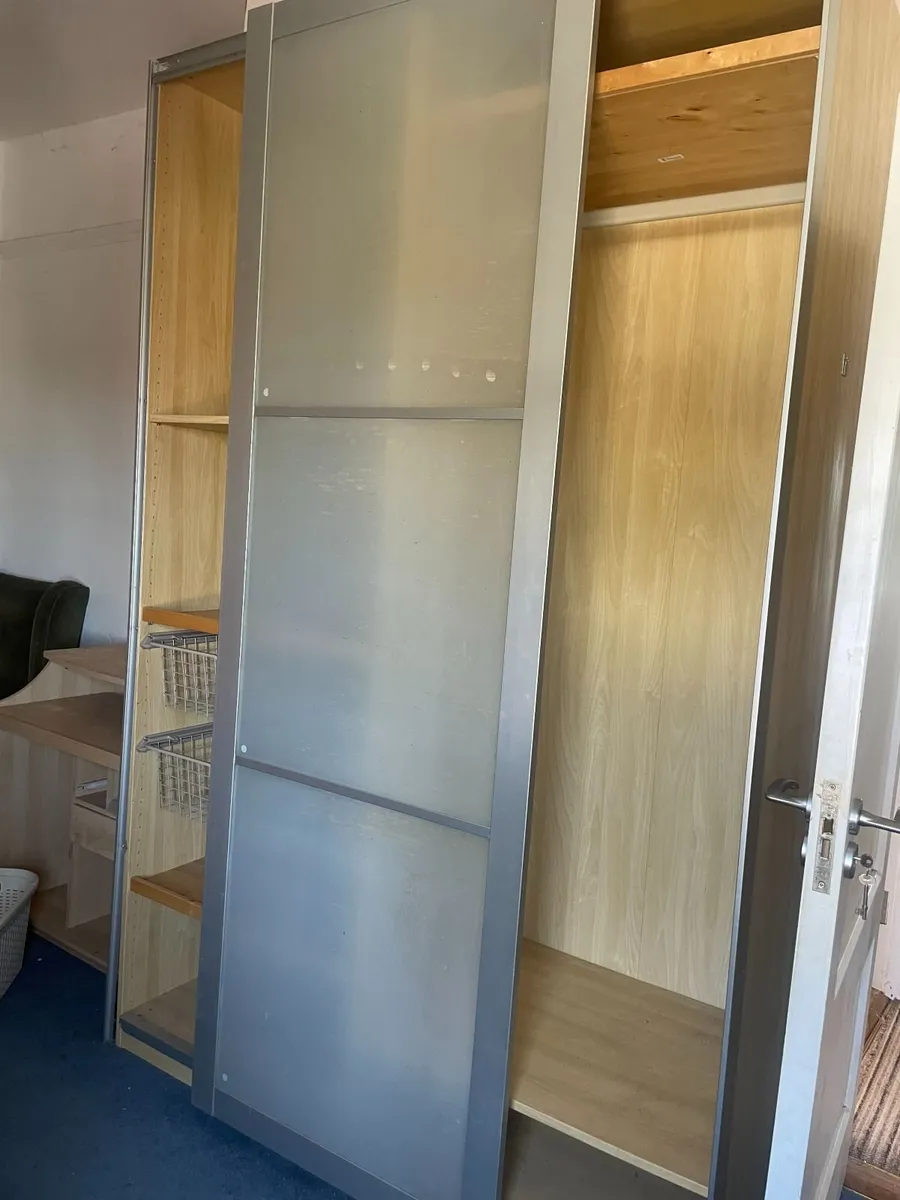 FREE Wardrobe