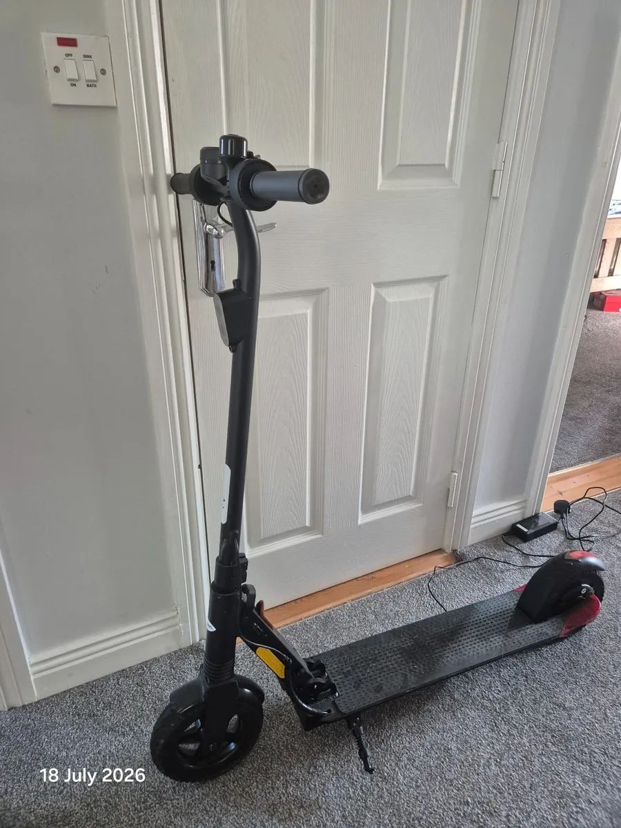 Electric scooter - Image 1