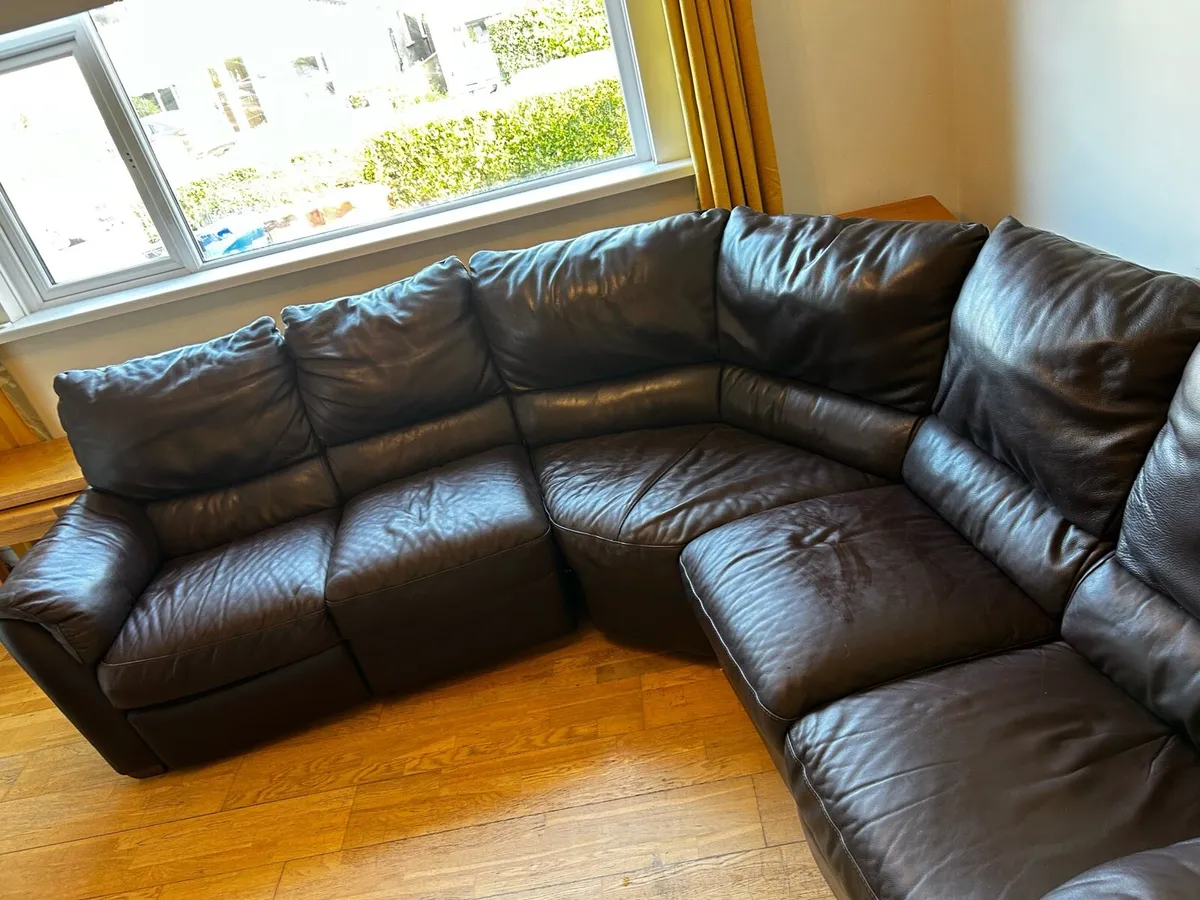 Natuzzi editions corner suite - Image 1
