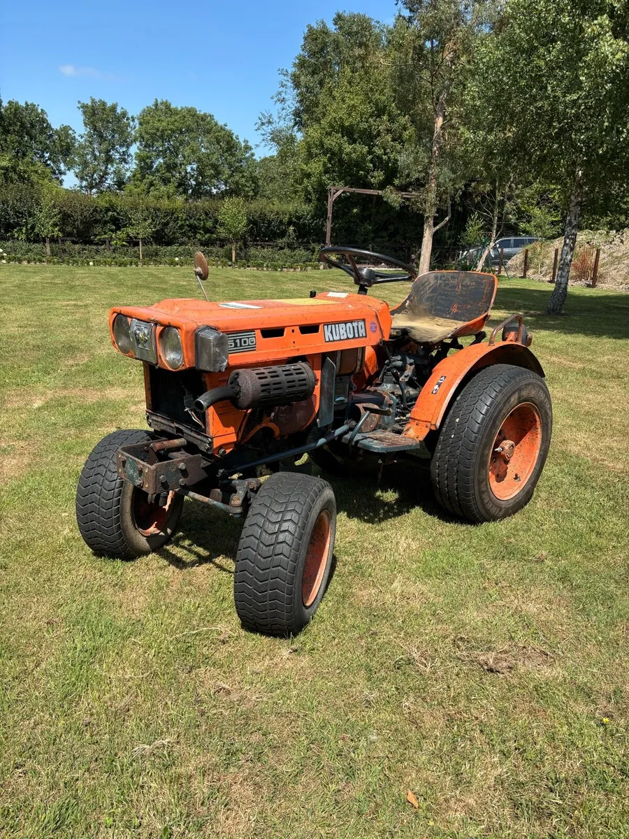 Kubota B5100 Compact tractor - Image 1