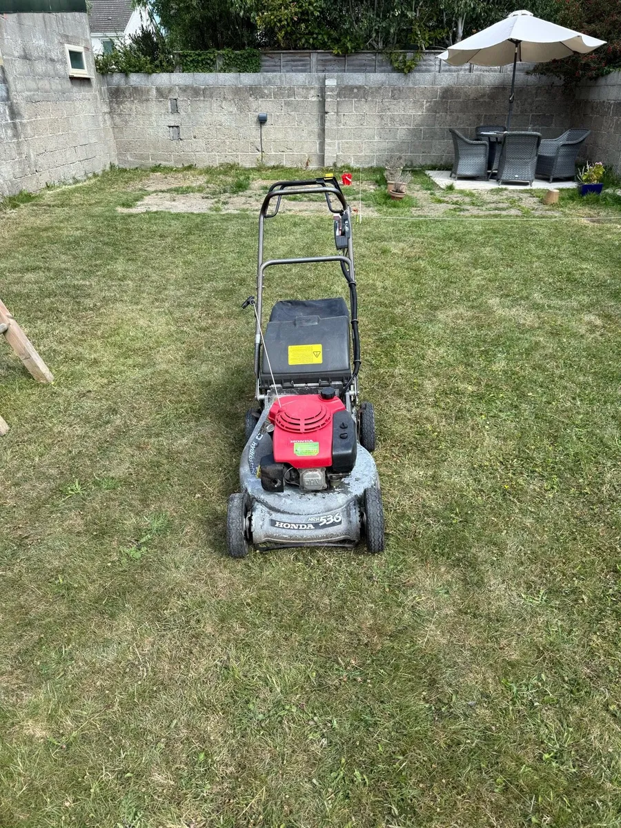 Lawnmower Honda HRH 536 Petrol - Image 1