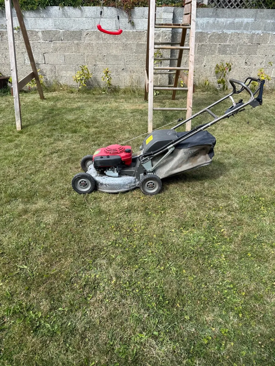Lawnmower Honda HRH 536 Petrol - Image 4