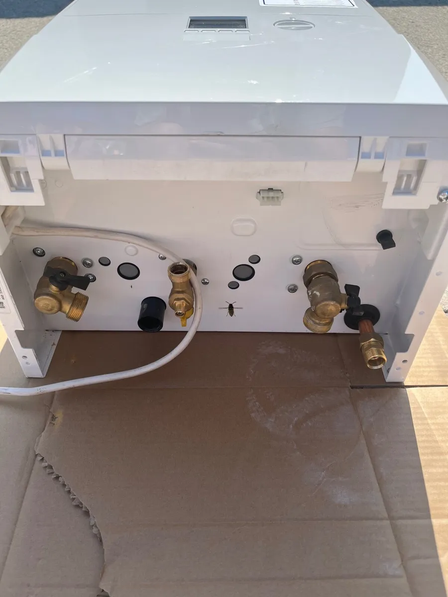 Gas boiler  Ideal Logic Max System2 S15IE 15kW Gas - Image 3