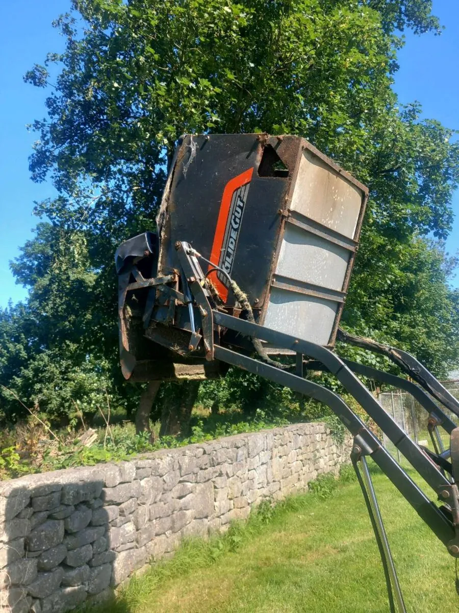 Ride on lawnmower kubota g21 - Image 3