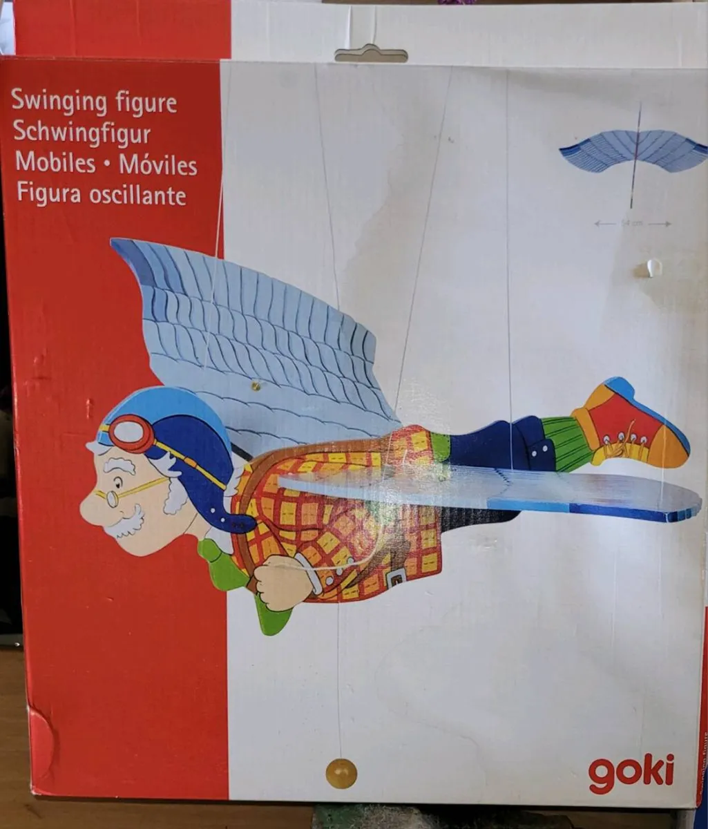 Swinging figure