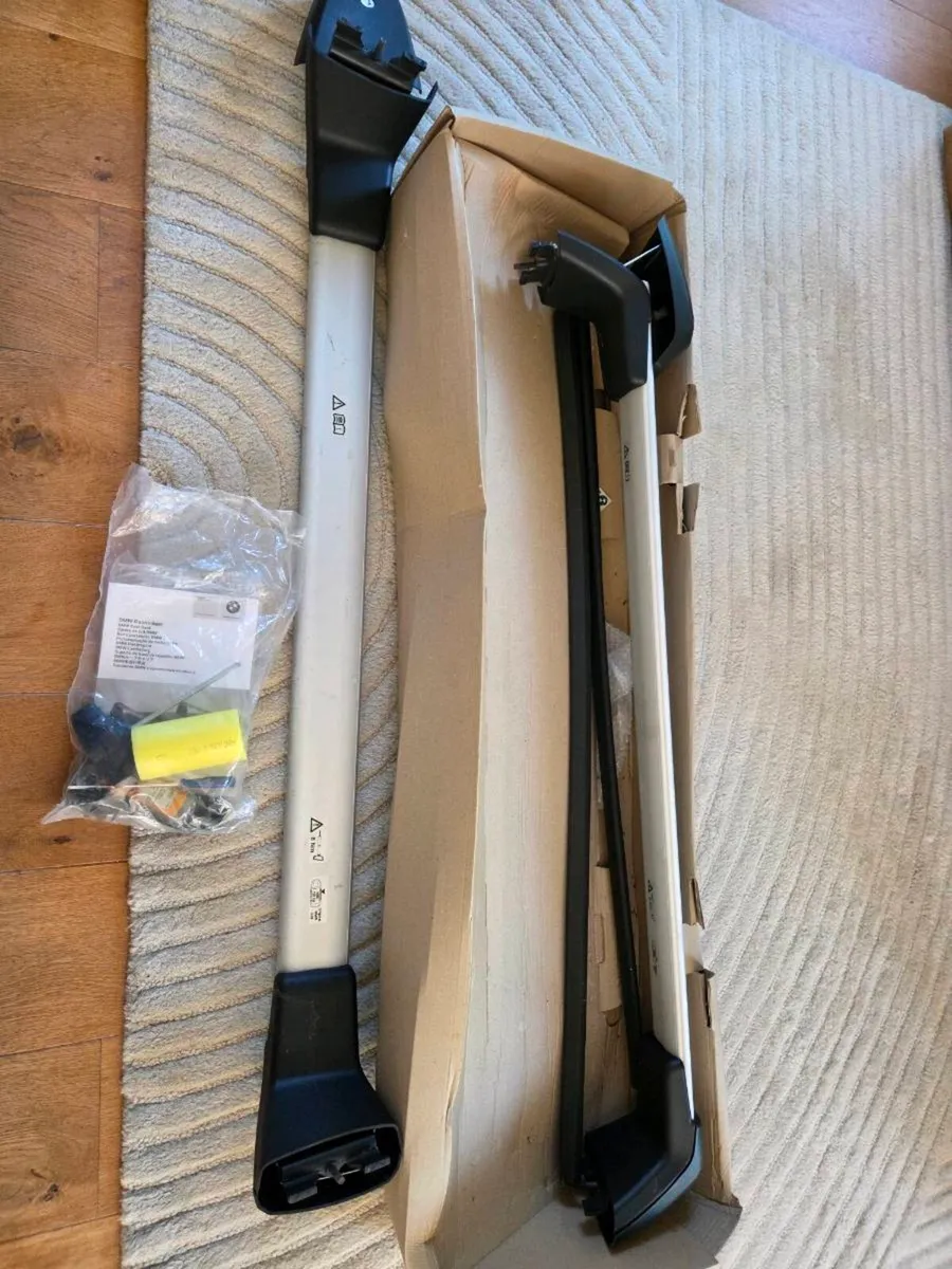 Genuine 5 Series BMW G30 Roof Rack - Image 2