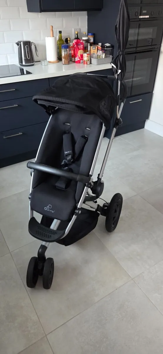 Quinny Buzz 3-in-1 Travel System - Image 4