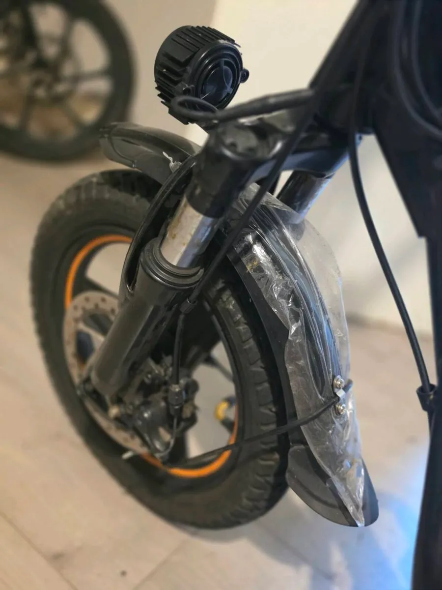 Kukirin C1 Pro Foldable Electric Scooter - Image 3