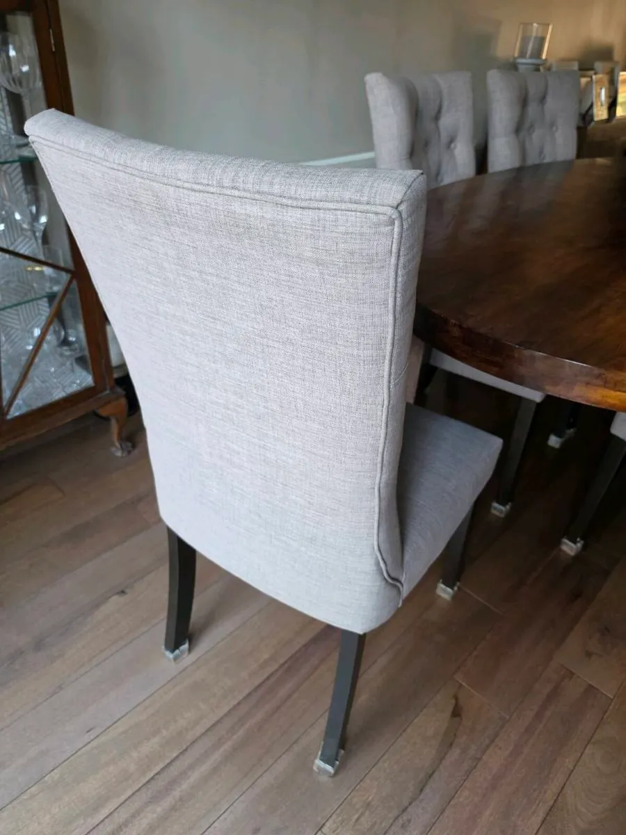 Dining table and chairs - Image 3