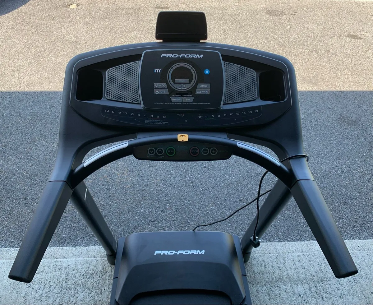 Treadmill - Image 2