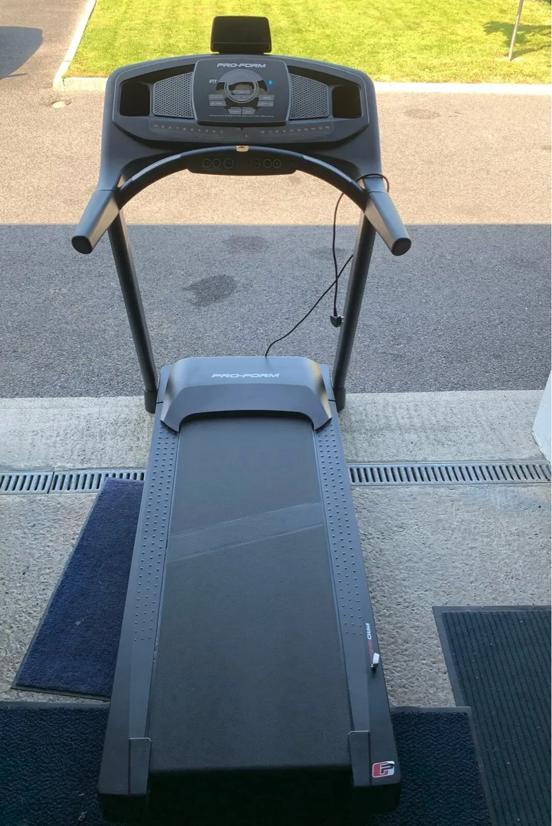 Treadmill - Image 1