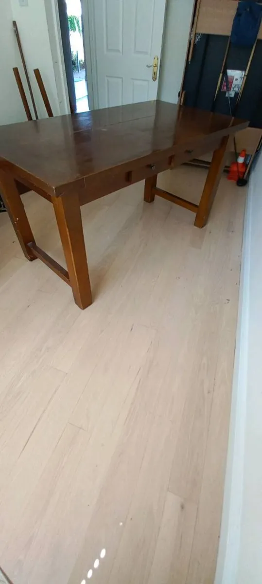 Kitchen table - Image 4