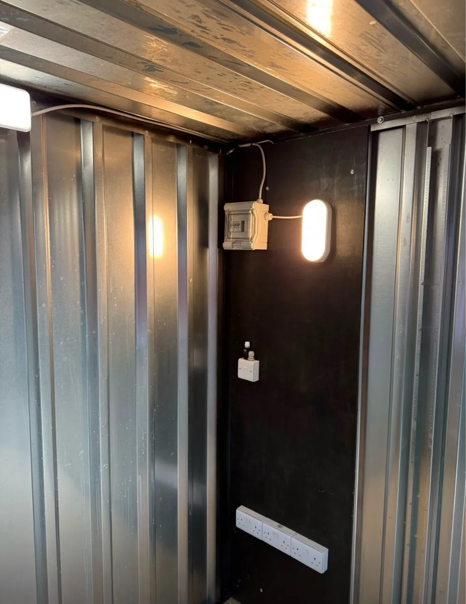 4m x 2m Bar/Coffee Container - Fully wired - Image 3