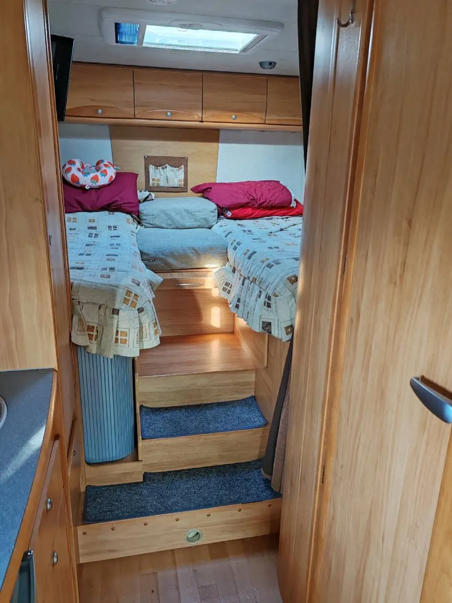 Adria Izola 687. 2006. Excellent Condition - Image 3