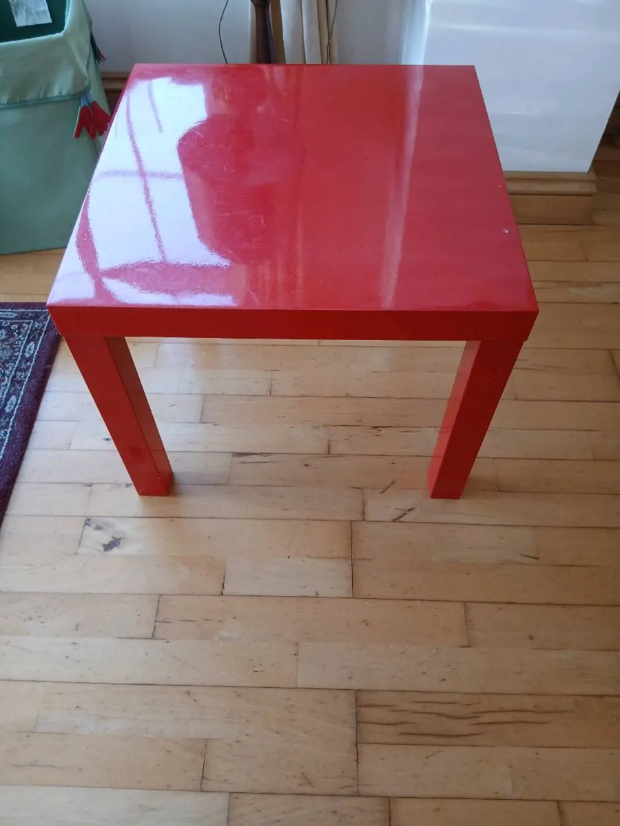 Children's table with toy container - Image 2