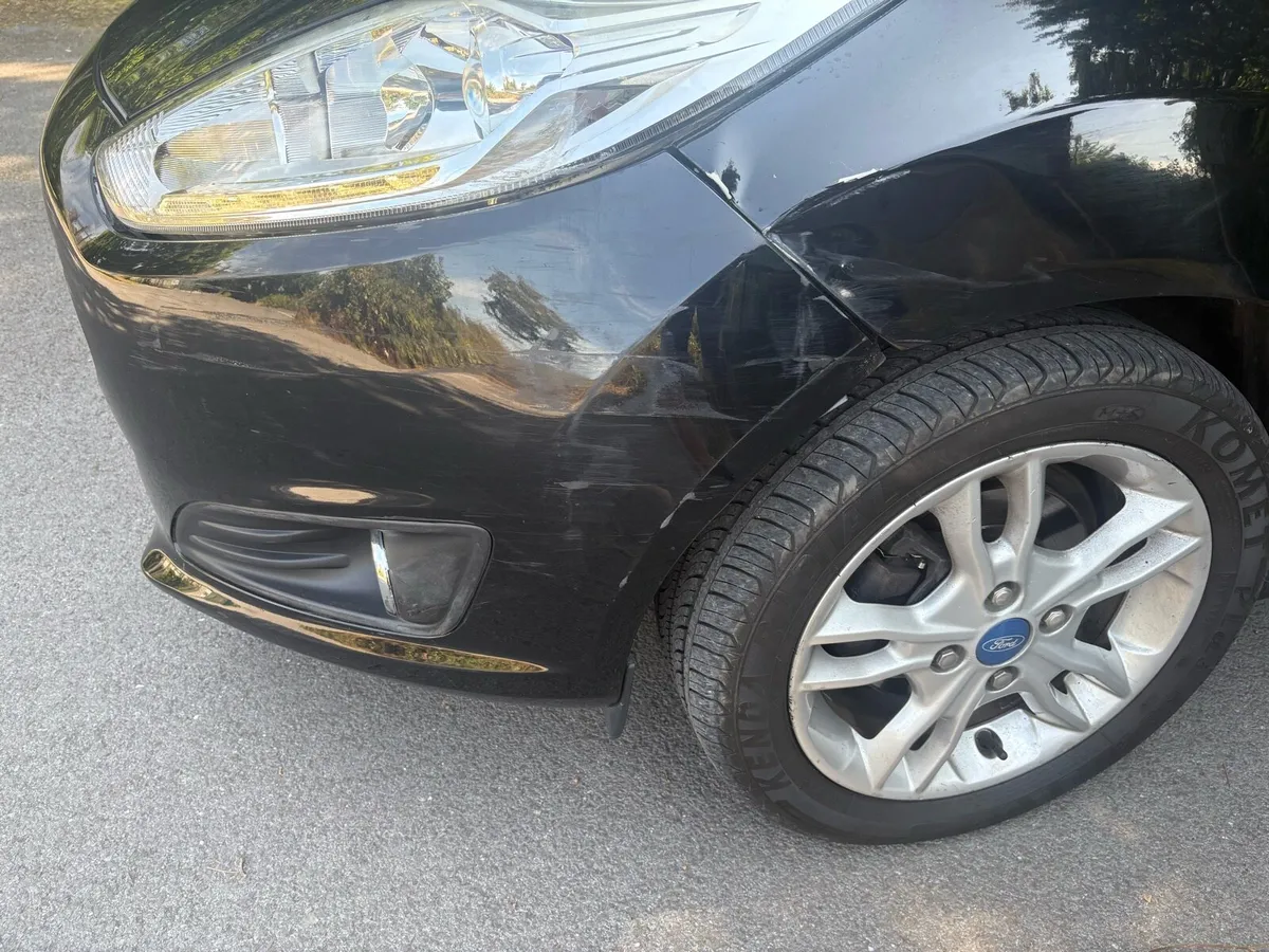2016 161 Ford Fiesta small damage - Image 4