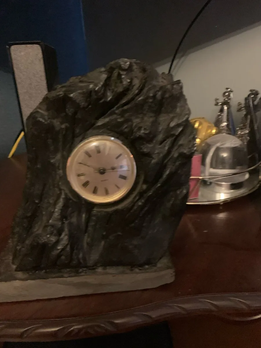 Clock  very heavy - Image 1