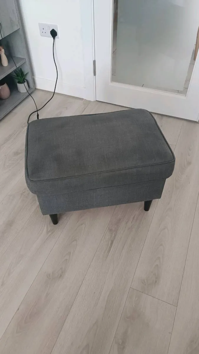 foot stool W60cm x L40cm x H40cm - Image 1