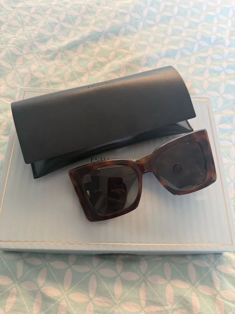 Saint Laurent Oversized Sunglasses - Image 2