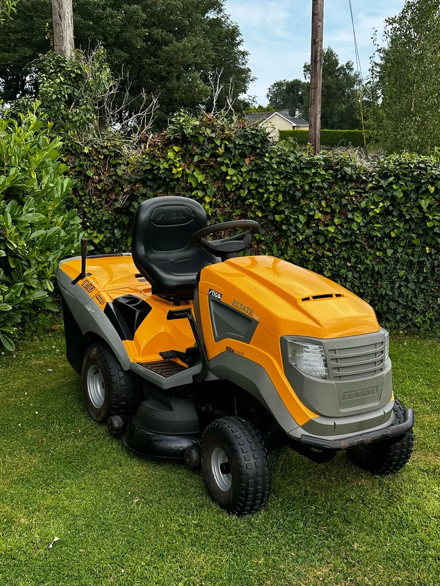Stiga ride on mower - Image 2