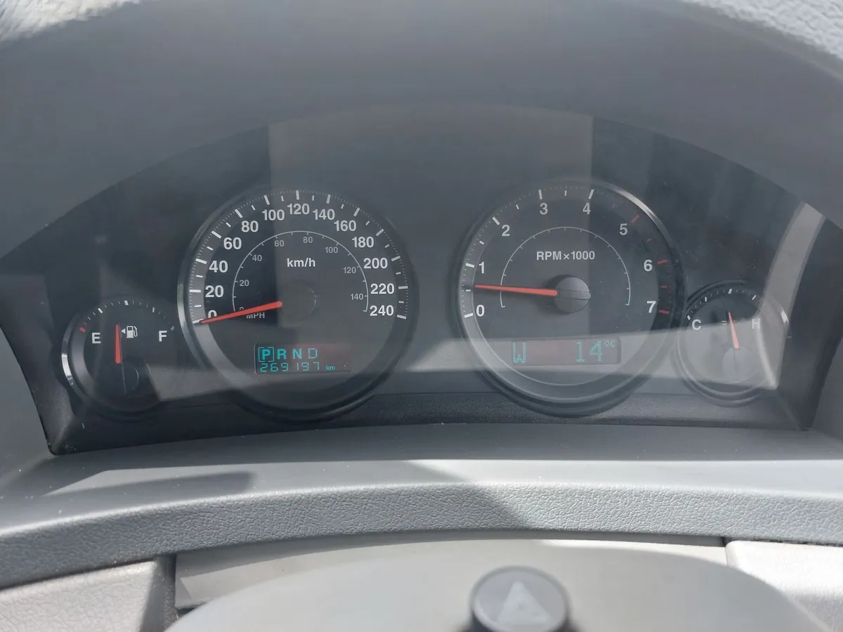 2007 Jeep Grand Cherokee automat – new CRW - Image 3