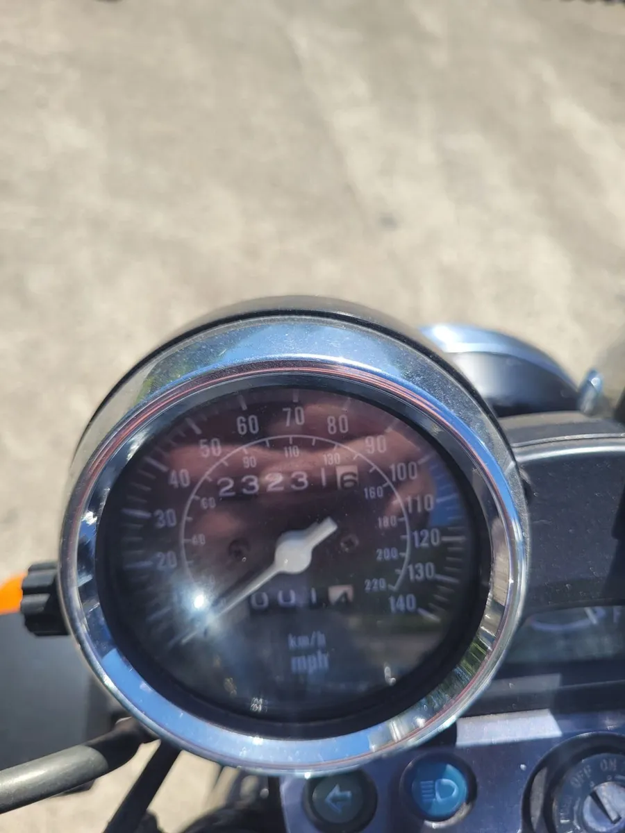 Kawasaki ER 2004 - Image 2