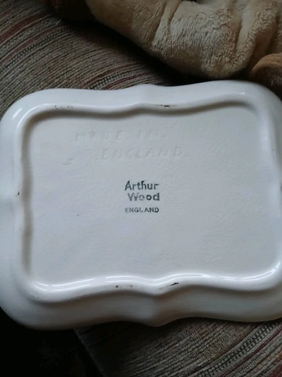 Ceramic vintage cheese dish Arthur Wood - Image 2