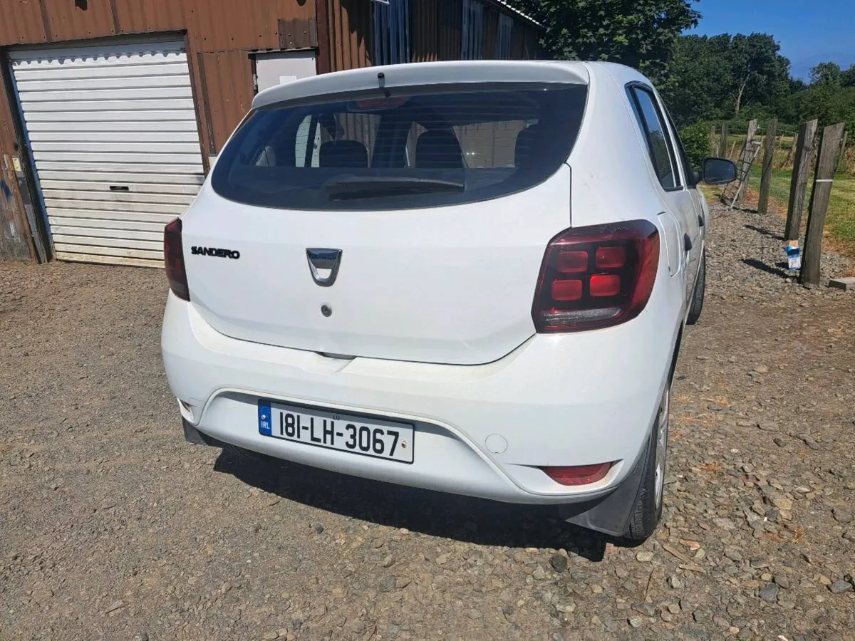 181 dacia.low miles. - Image 2