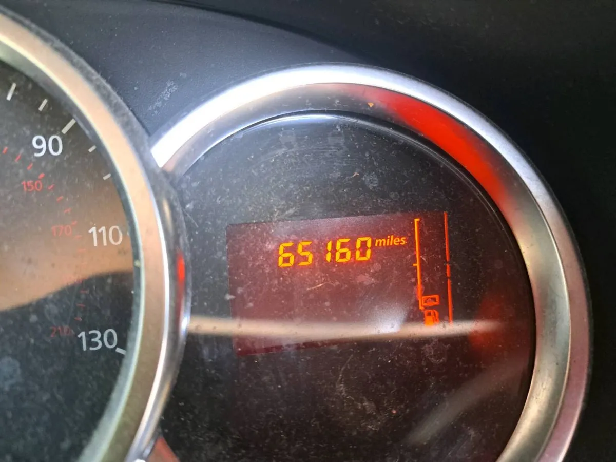 181 dacia.low miles. - Image 3