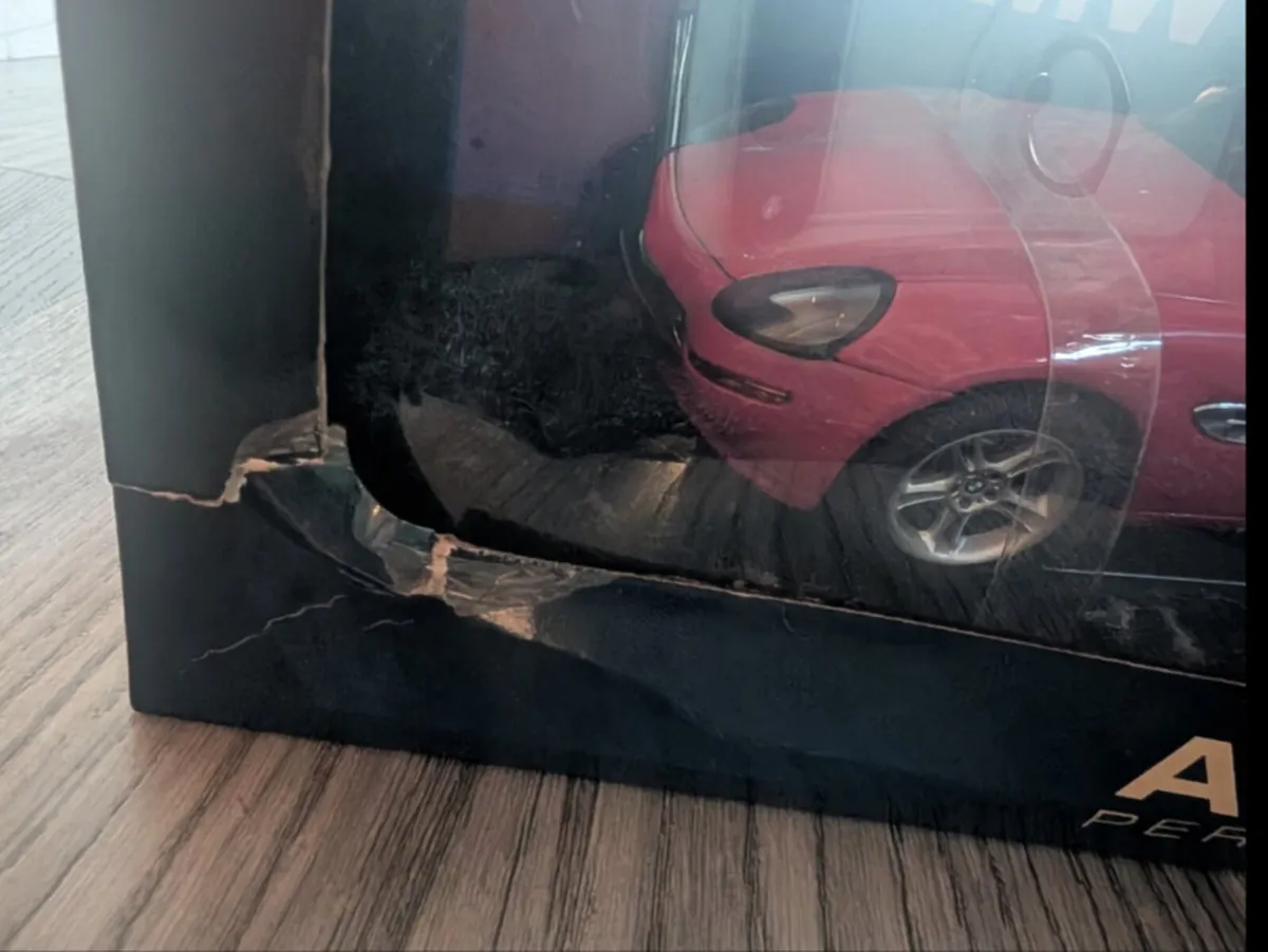 Model car - Image 4