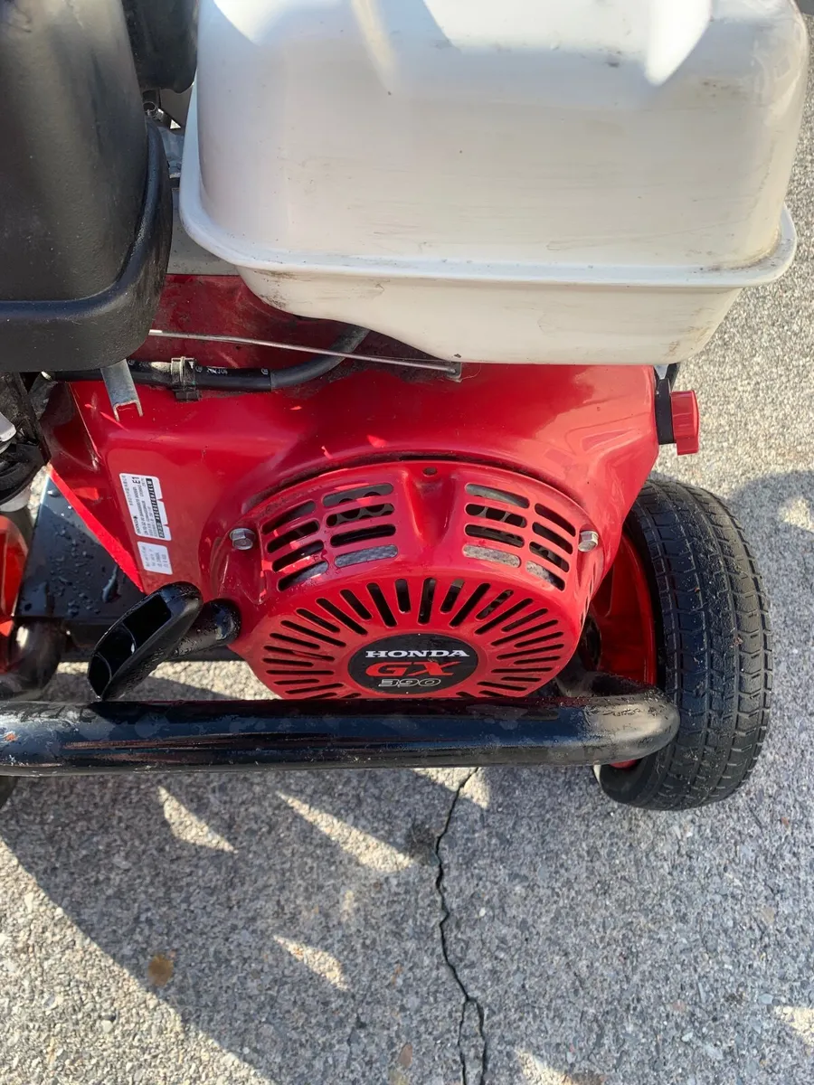 Power washer - Image 1