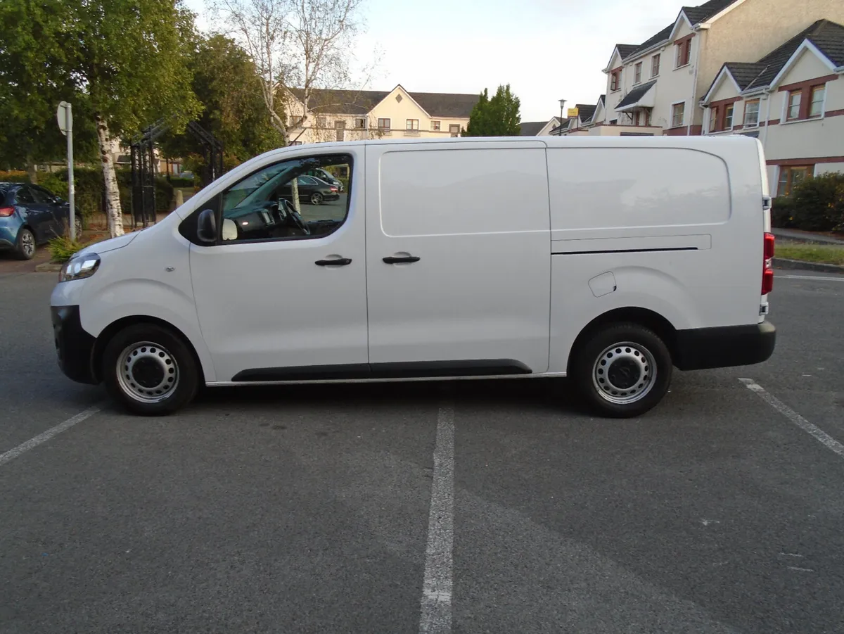 Opel Vivaro One OwnerTotal Price 18250 - Image 4