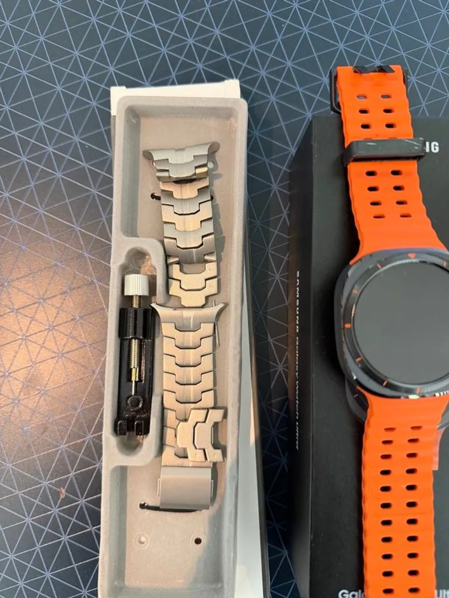 Samsung S24 Ultra, Watch Ultra + accessories - Image 2