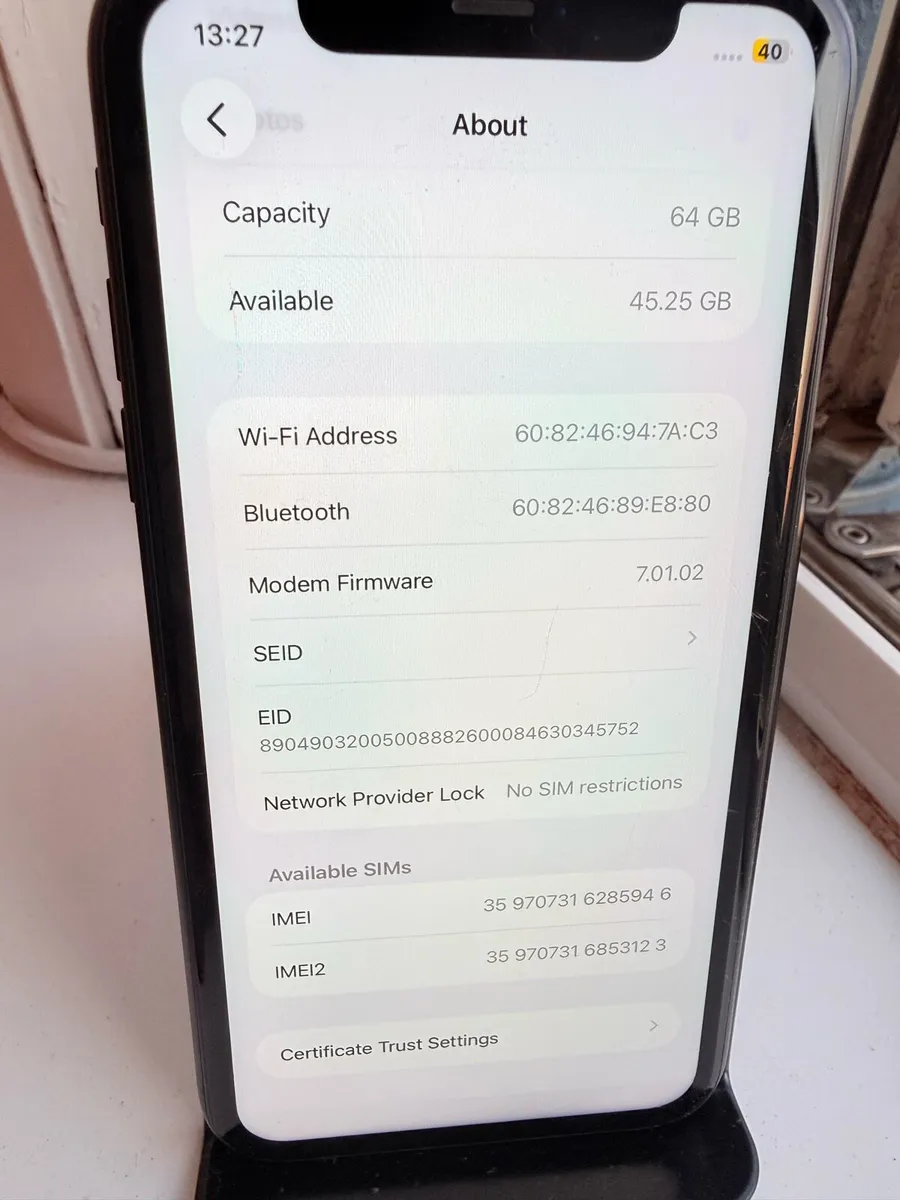 Apple iPhone 11 unlocked - Image 4