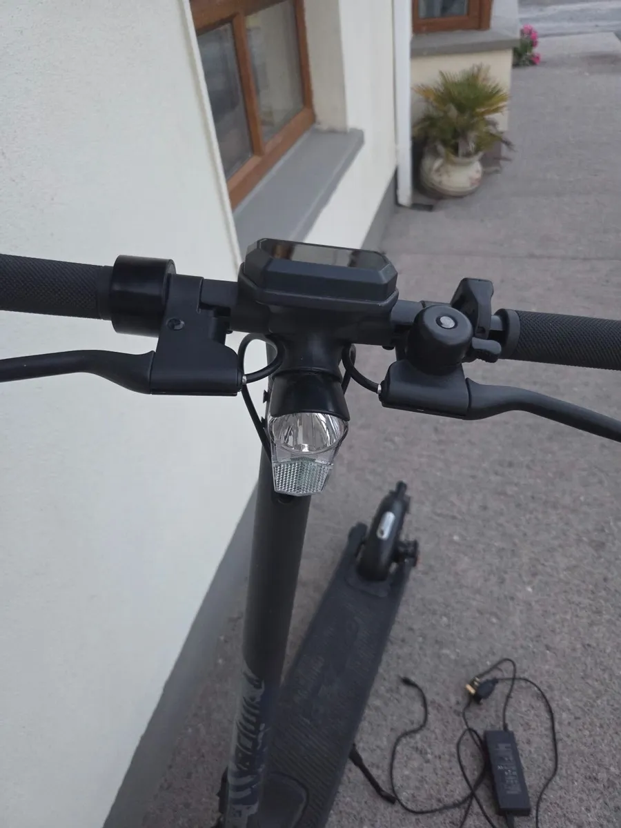 E scooter - Image 2
