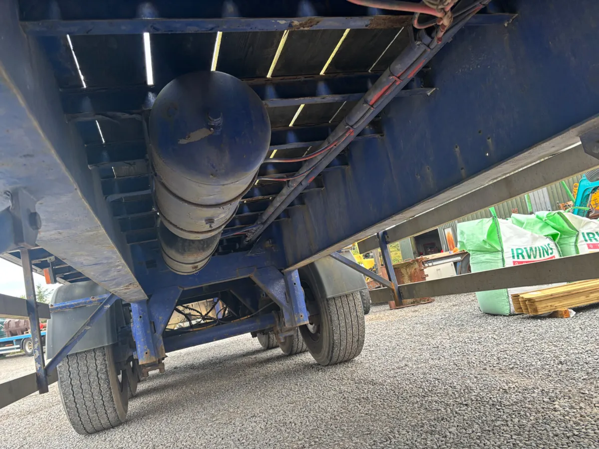 Fruehauf 45ft flat trailer - Image 3