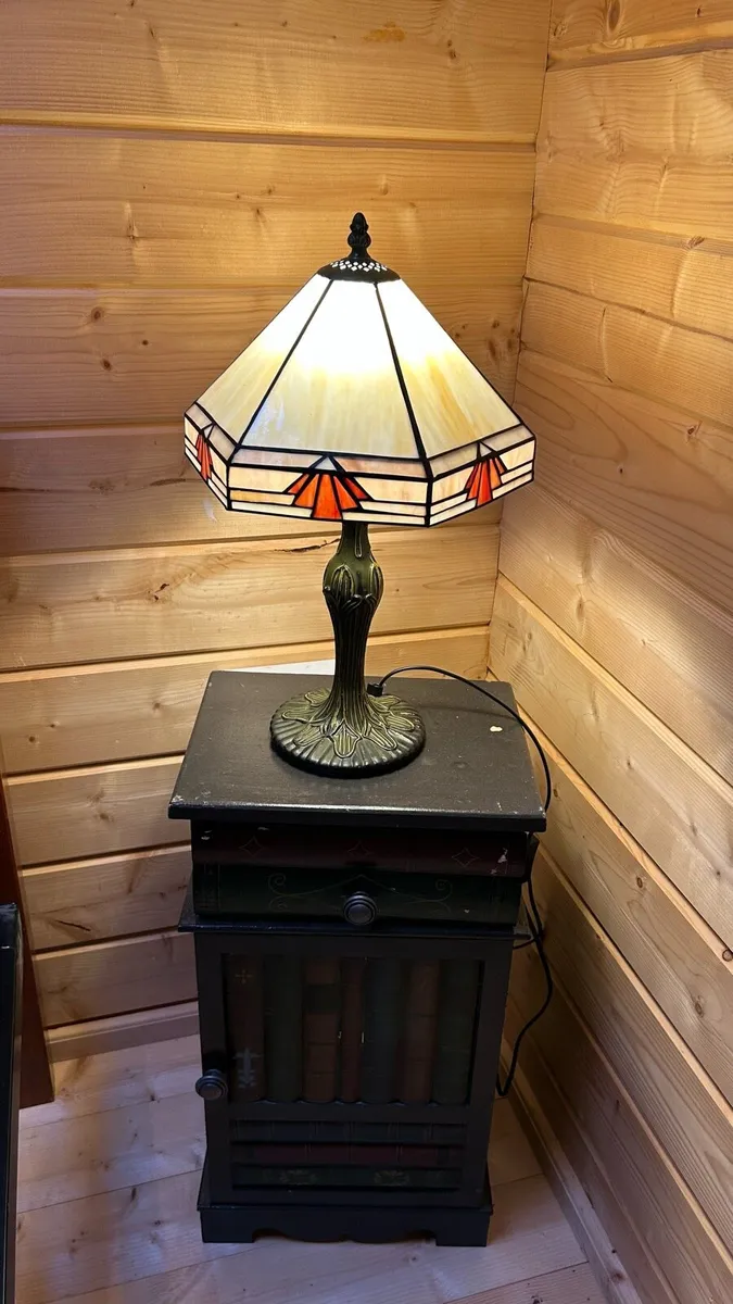 1900 neevada tiffany table lamp - Image 4