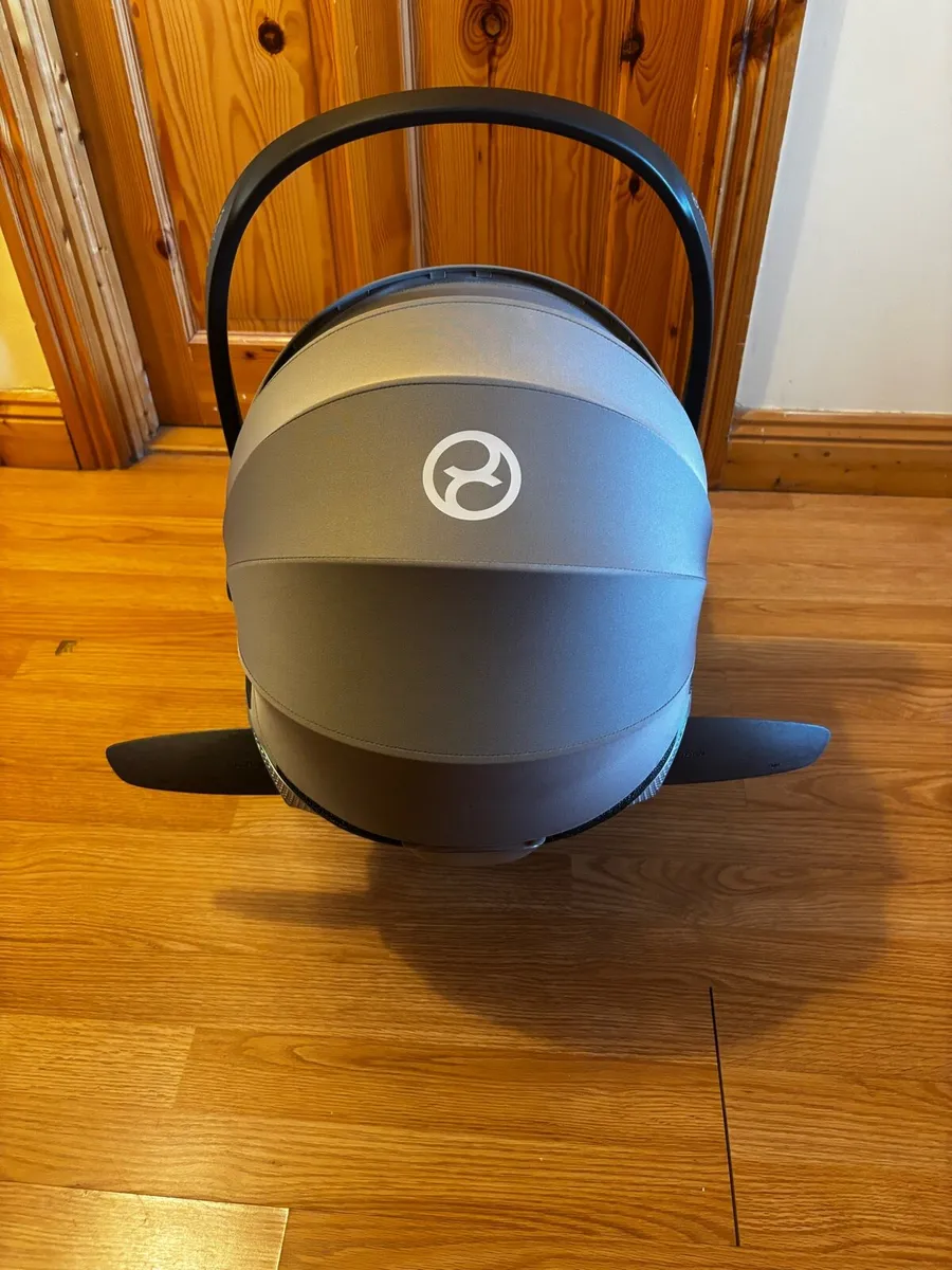 Cybex T Cloud Car Seat For Sale - Image 3