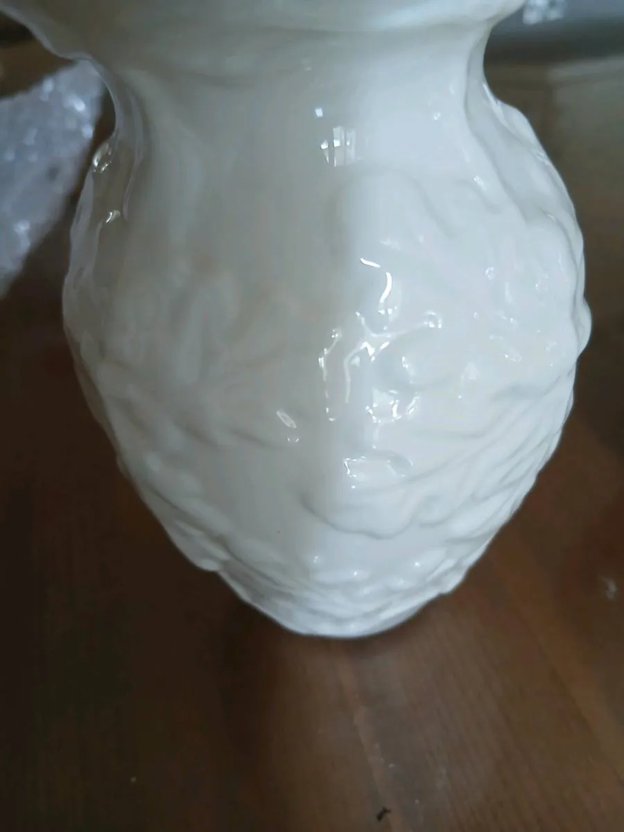 Beelek pottery - Image 2