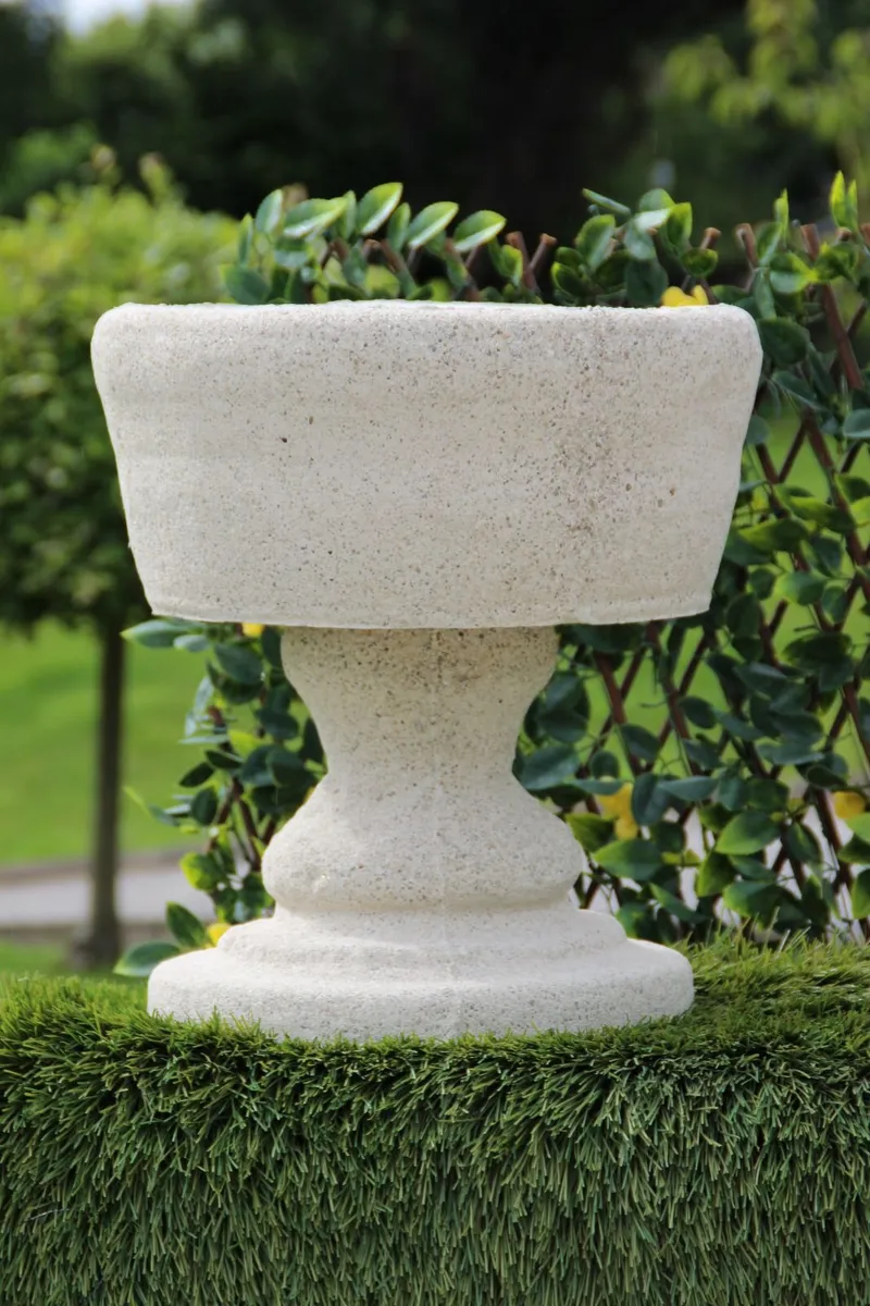 Reconstituted Granite Flower pot on stand. - Image 2