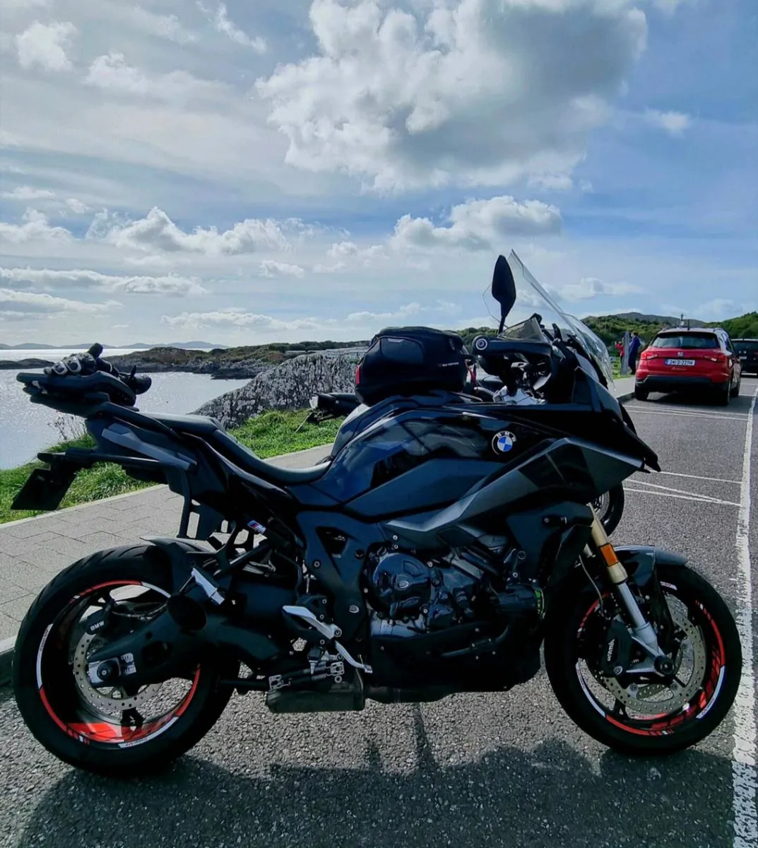 BMW S1000XR TE Triple Black - Image 1