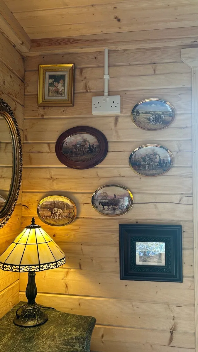 Antique Tiffany Lamp - Image 2