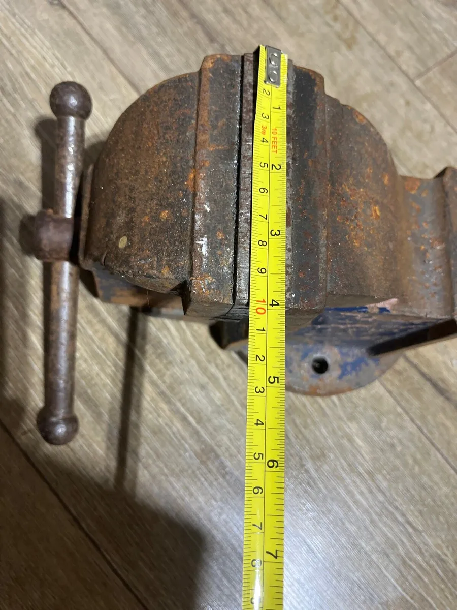 Heavy a vintage Record bench vice - Image 3