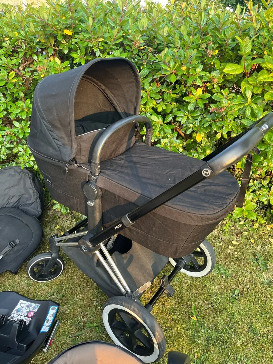 Cybex Priam complete travel system - Image 2